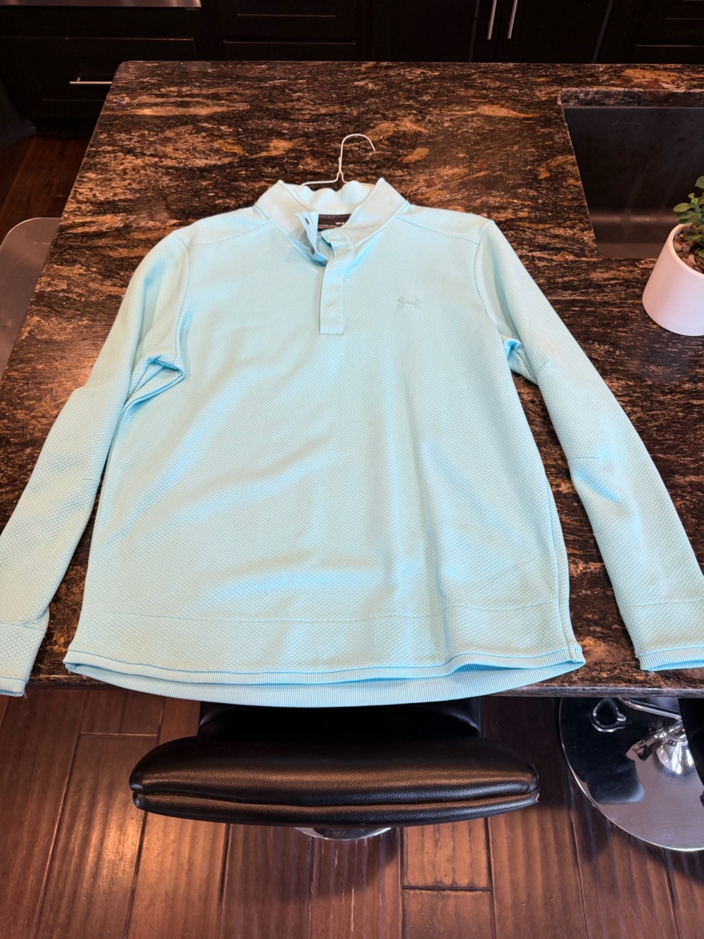 Under Armour Golf Men's Aqua Performance Quarter-Placket Pullover Jacket L